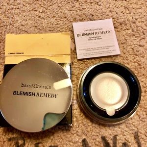 Bare minerals Blemish Remedy foundation